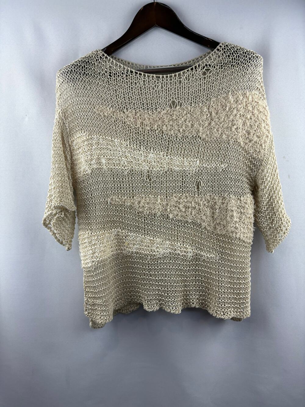 Women’s Zara Small Beige Knit Pullover Sweater